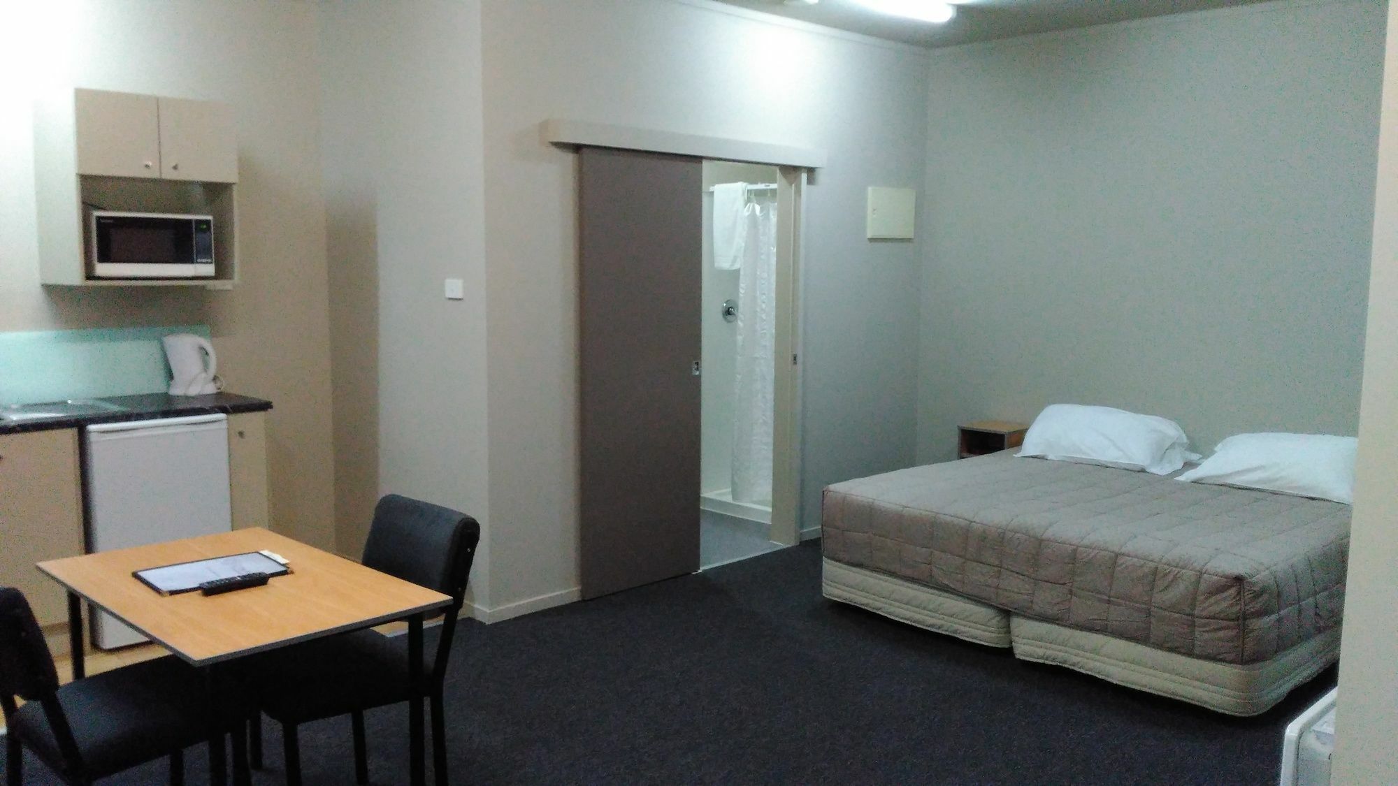 @ The Hub West Aparthotel Palmerston North Exterior foto