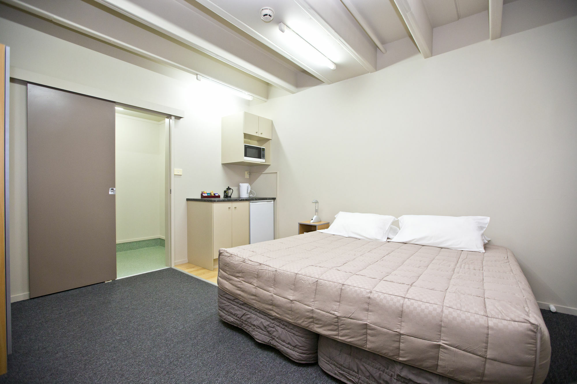 @ The Hub West Aparthotel Palmerston North Exterior foto